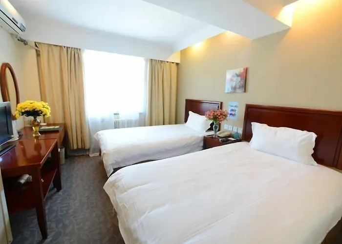 Greentree Inn Zhangjiagang Yangshe Old Street Stadium