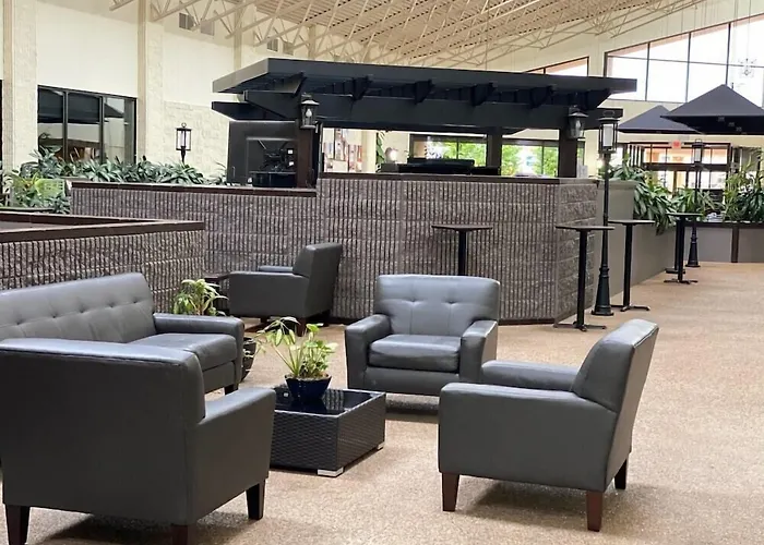 Doubletree By Hilton Quincy