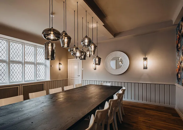 Hotel Zum Heidkrug & Cafe Lil