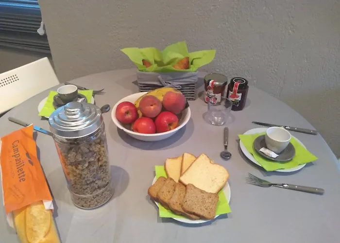Hotel Renaissance Martigues