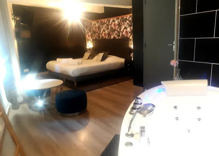Hotel Renaissance Martigues