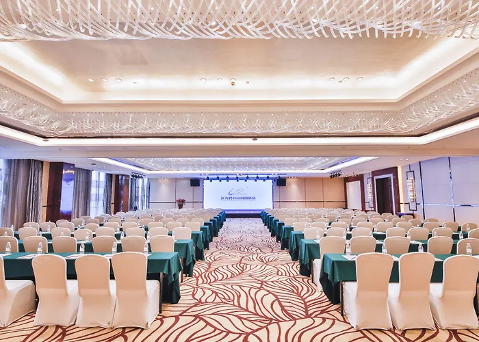 Jianghai Country Garden Phoenix Hotel