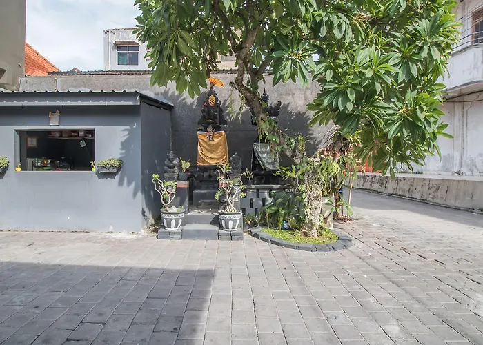 Oyo 2836 Sekar Sari Residence