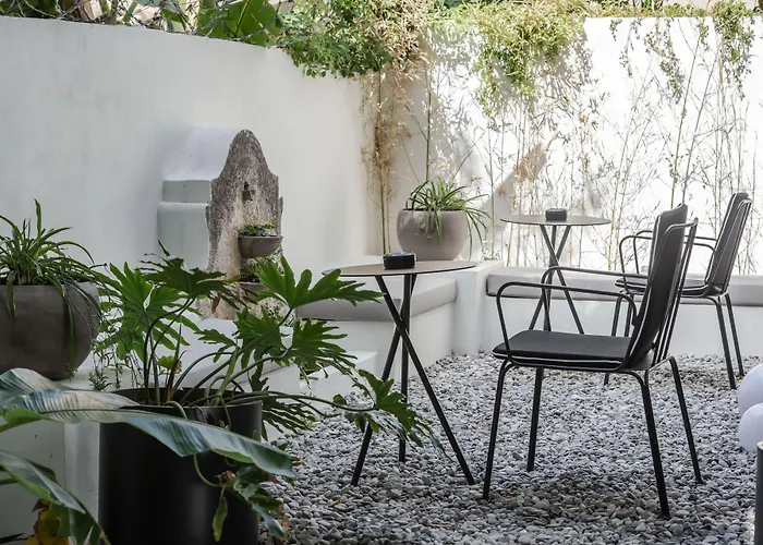 Bitzaro Boutique Hotel