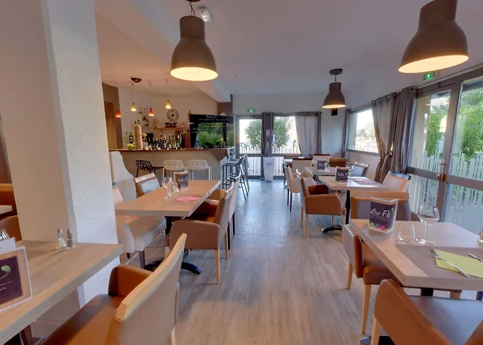 Atoll Hotel Logis Angers, Beaucouzé