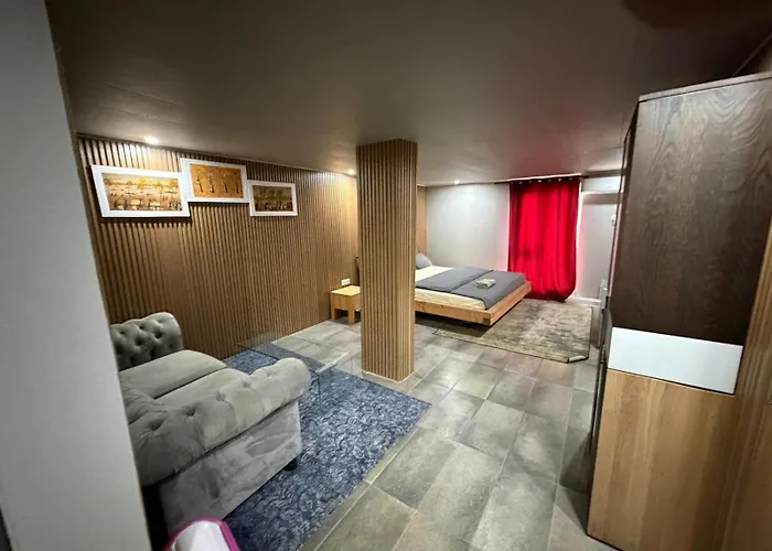 Mai Hotel