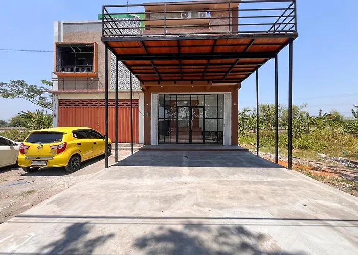 Reddoorz Near Alun Alun Tanjunganom Nganjuk 2
