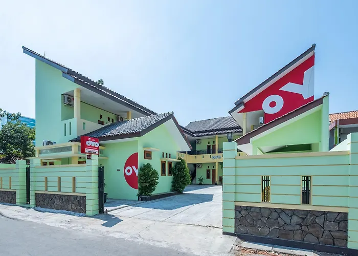 Oyo 1399 Cemara Residence Syariah