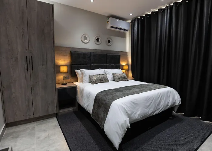 Luxe Suites Boutique Hotel