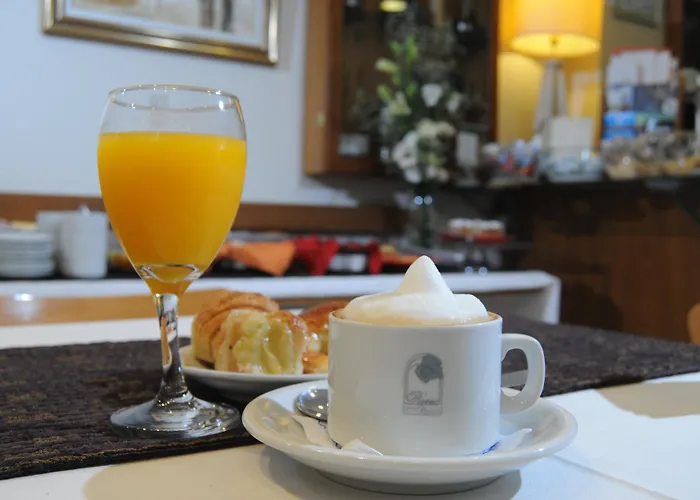Parra Hotel & Suites