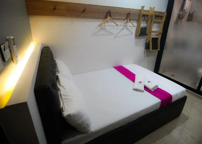 Oyo 1030 Ai Hotel