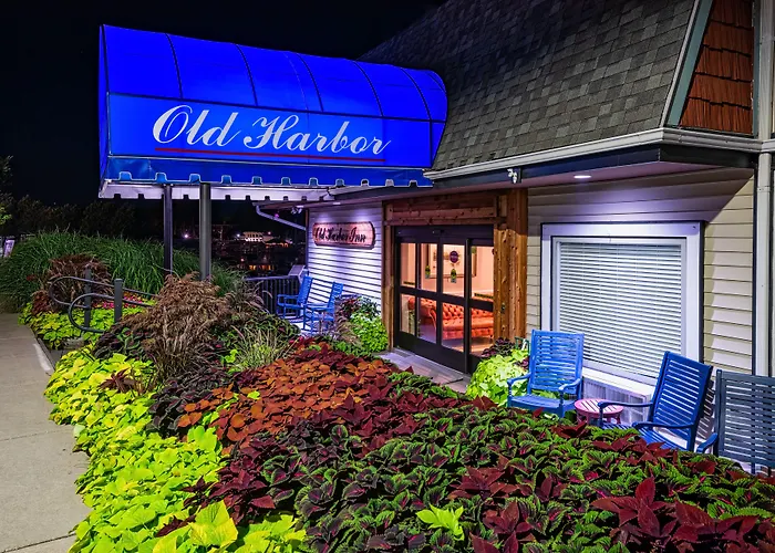 Old Harbor Inn