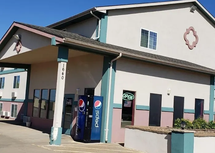 Value Inn & Suites Salina