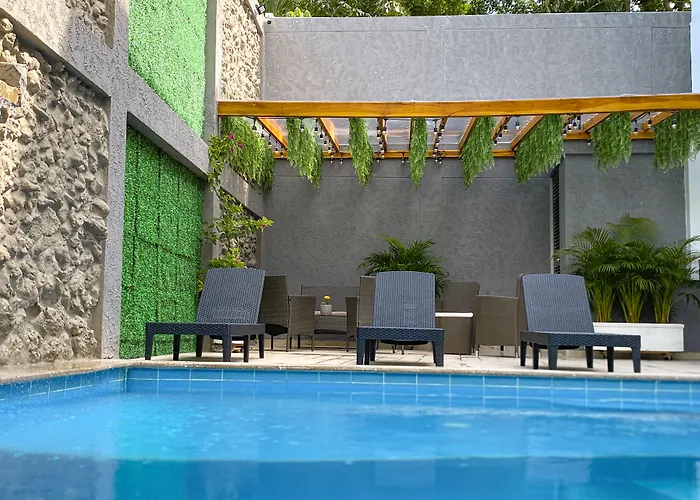 Hotel El Marqués De Manga