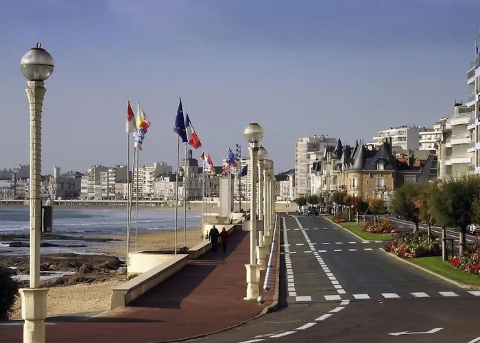 B&B Hotel Les Sables-D'Olonne Centre Gare