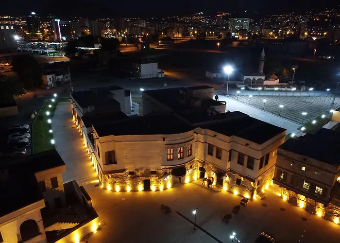 Four Mansions Hotel