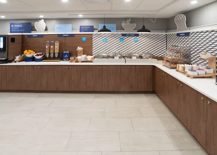 Holiday Inn Express & Suites - Moose Jaw By Ihg