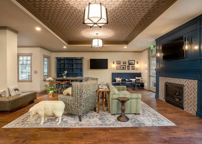 The Agrarian Hotel; Best Western Signature Collection