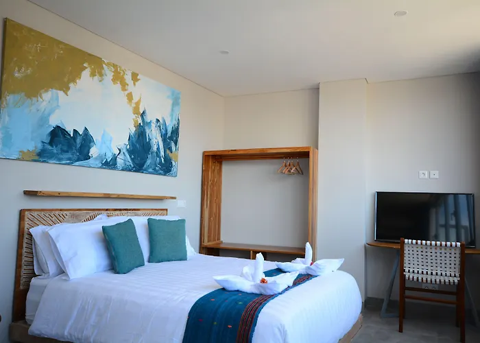 Harbour Komodo Hotel