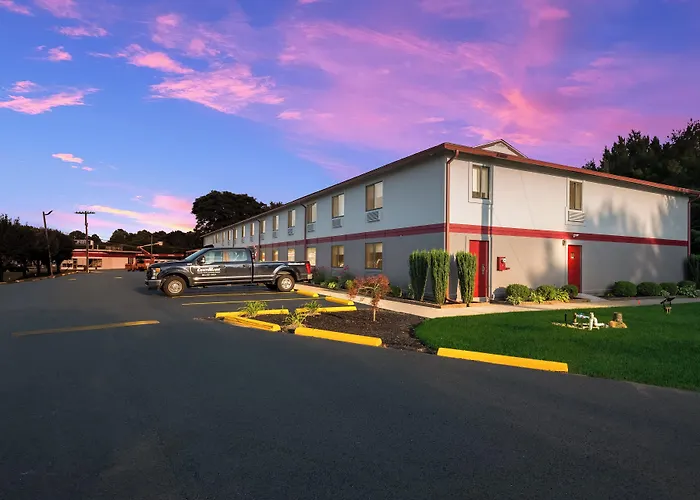 Red Roof Inn & Suites Vineland - Buena