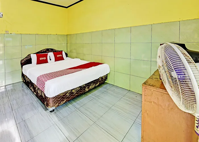 Spot On 91376 Hotel Bintang Flores