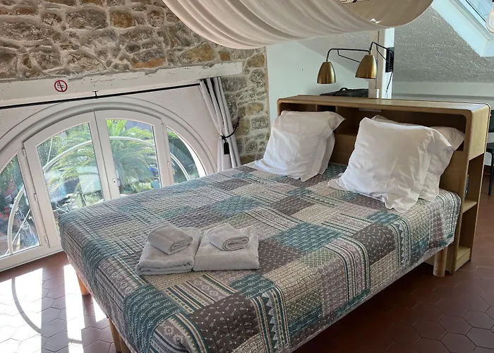 La Villa Roseraie , Hotel Familial Ouvert Toute L'Annee