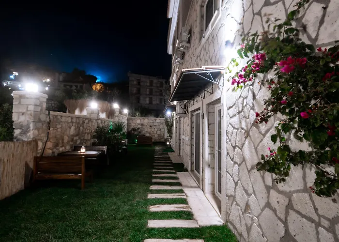 Urla 1867 Hotel