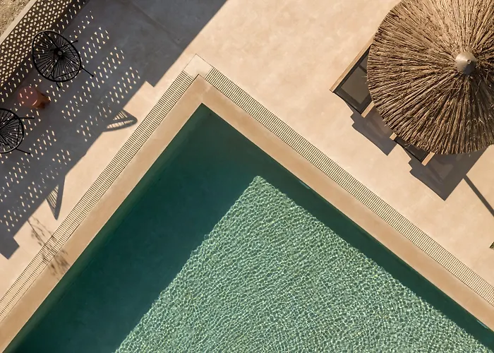 NERĒA Boutique Hotel