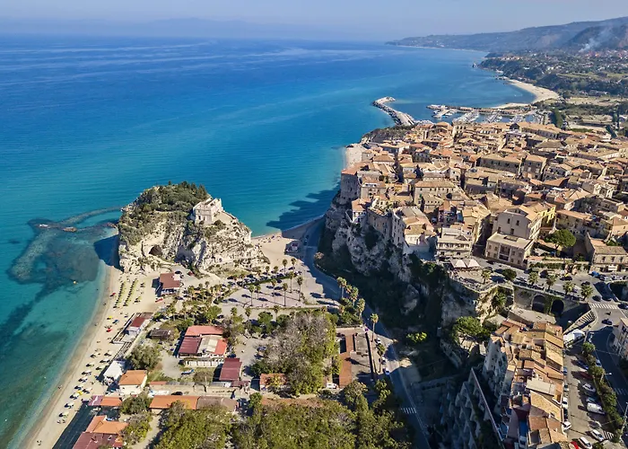 Solmaris Tropea City Center - Rooms & Suites - Private Parking
