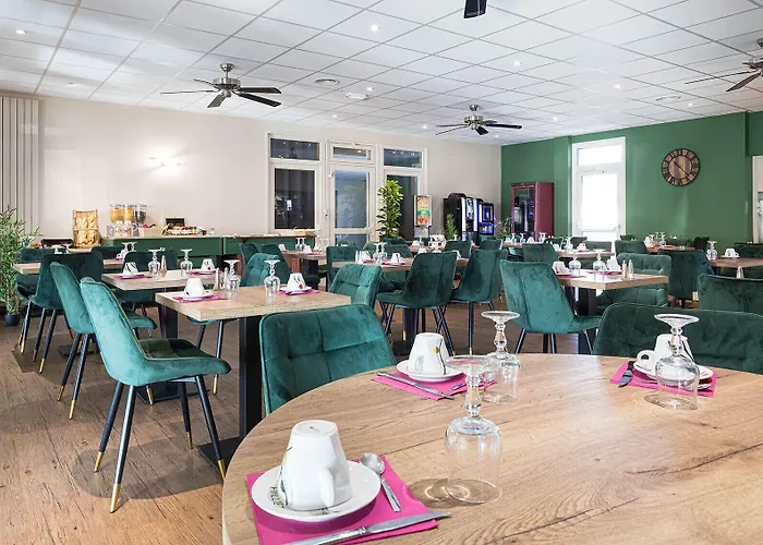 Logis Hotel Restaurant L'Abri