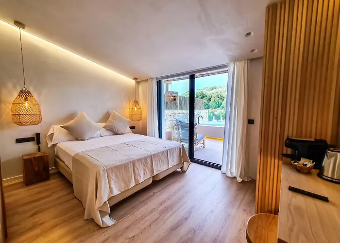 S'Estancia Suites