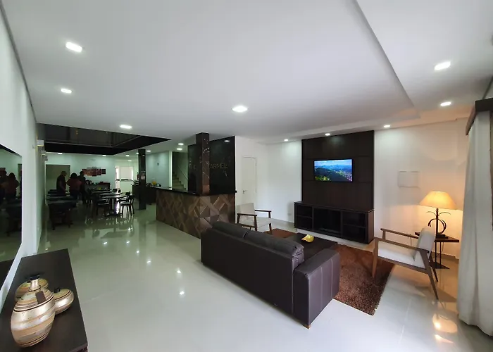 Hotel Carmelo - Airport
