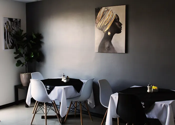 Hotel y Restaurant Mackenna
