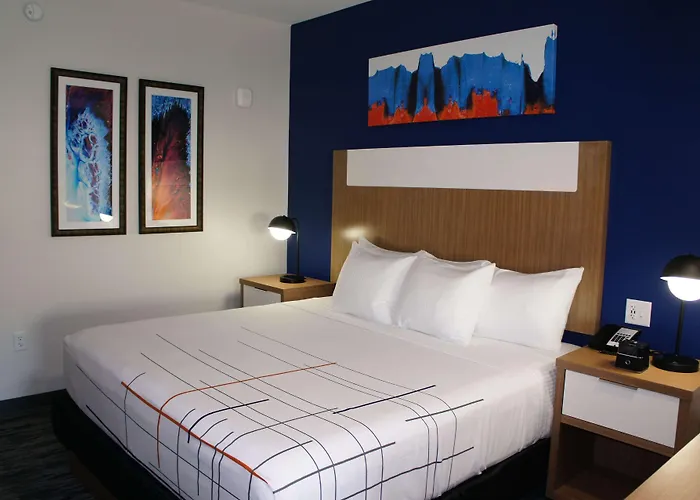 La Quinta Inn & Suites Katy-Mills By Wyndham Katy