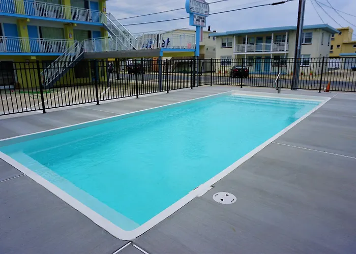 The Waves Hotel, An Ascend Collection Hotel