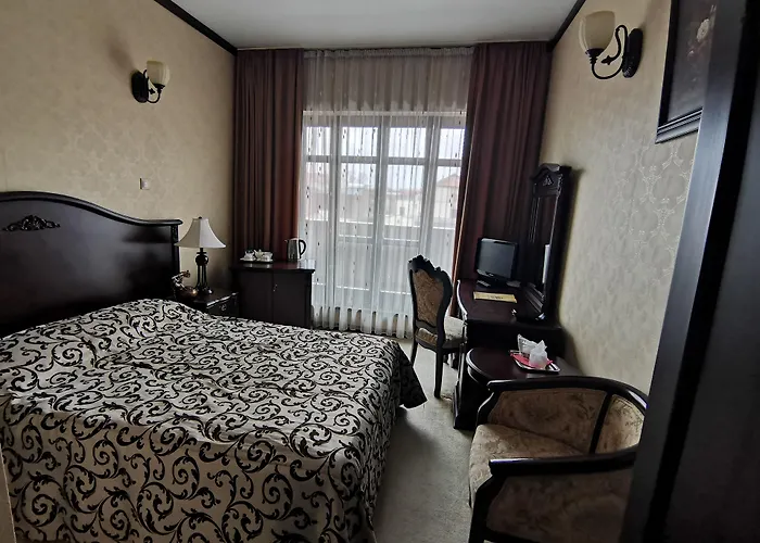 Hotel Carol