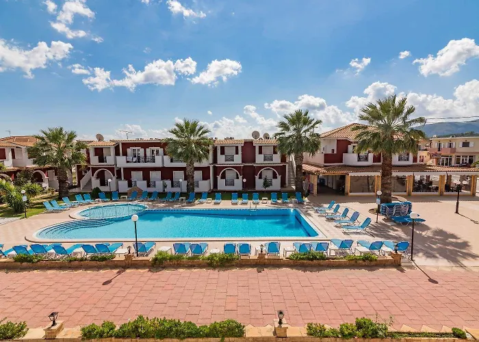 Yakinthos Hotel