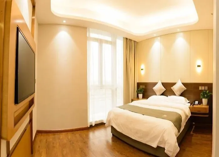 Greentree Eastern Rizhao High Speed Railway Station Hotel
