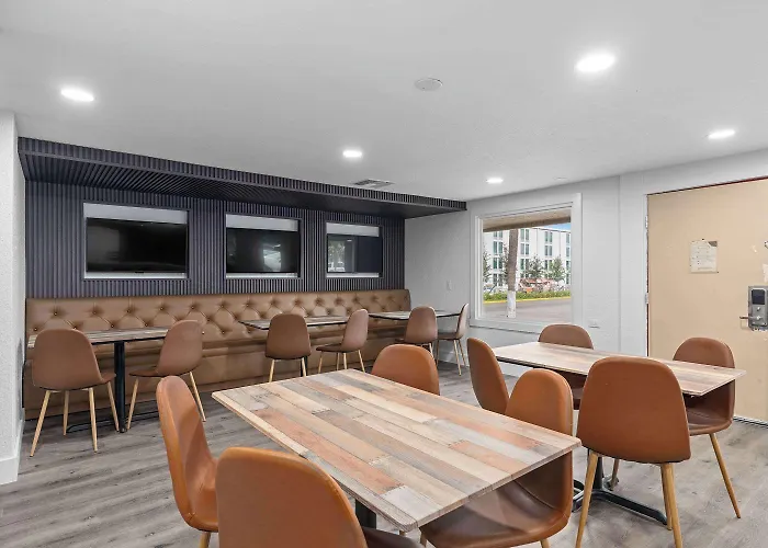 Travelodge By Wyndham Kissimmee Orlando