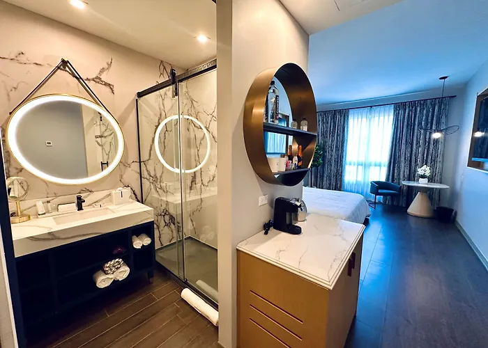 Chez Hotel