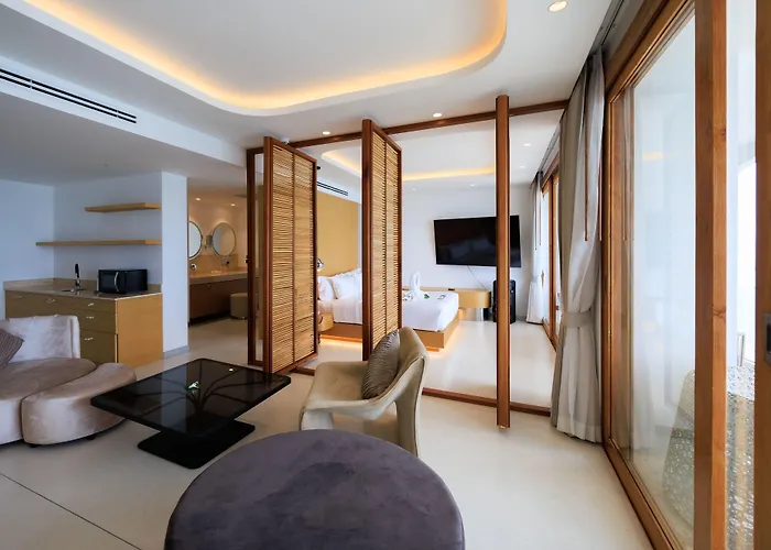 Elite Atoll Beachfront Hotel