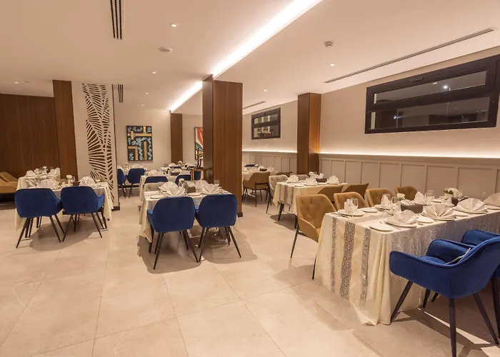 Skyline Hotel & Suites