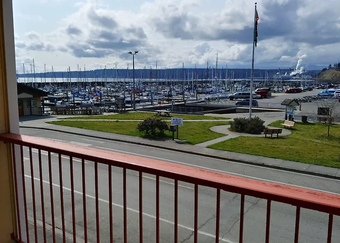 Harborside Inn