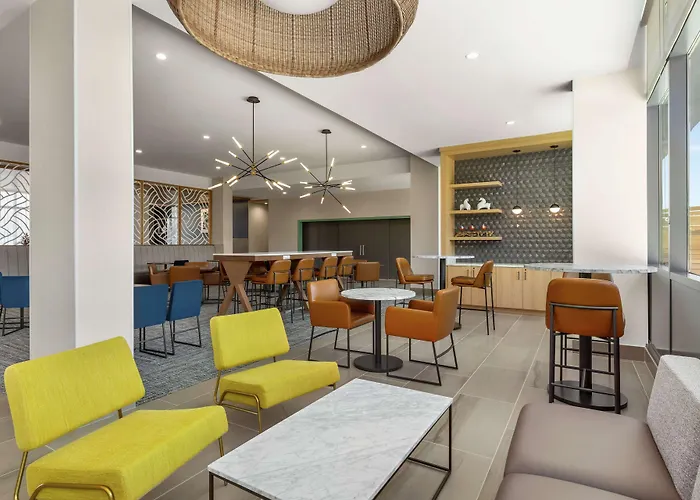 Hampton Inn&Suites San Mateo-San Francisco Airport