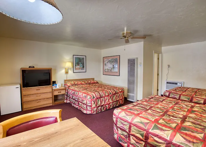 Kiva Motel