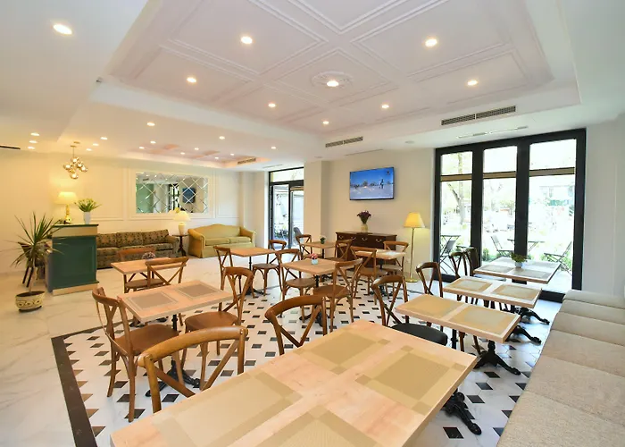 Hotel Avenue 30
