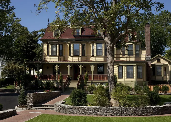 The Cliffside Inn