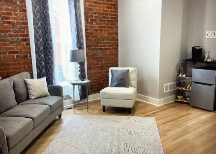 Brickhouse Loft - A Boutique Hotel