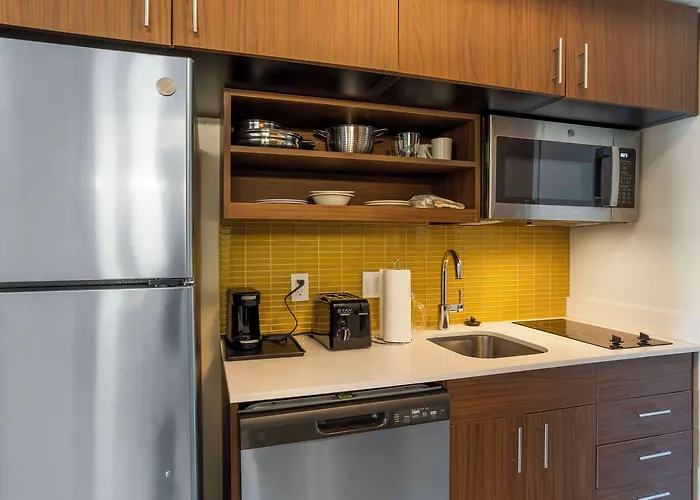 Mainstay Suites North - Central York