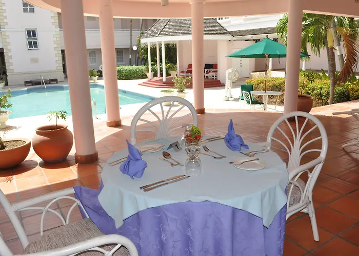 Hotel Pommarine